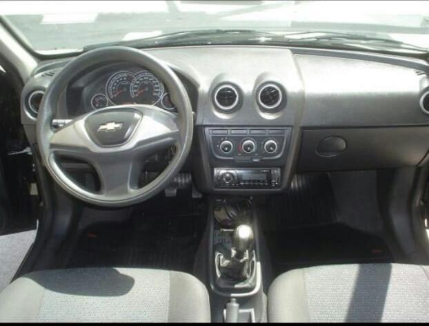 Vendo Chevrolet celta ano 2014 completo - Foto 2