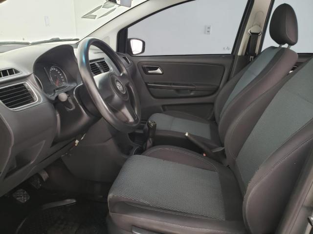 Volkswagen Fox BlueMotion 1.6 Flex c/GNV - Foto 3