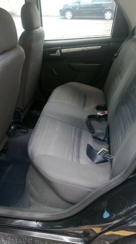 Prisma Sedan/Maxx 1.4 4p 2010 - Foto 2