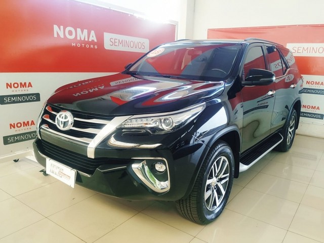 TOYOTA HILUX SW4 SRX 4P