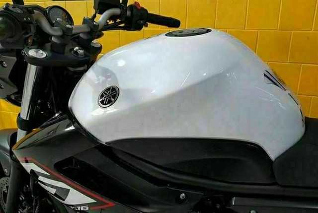 YAMAHA XJ6