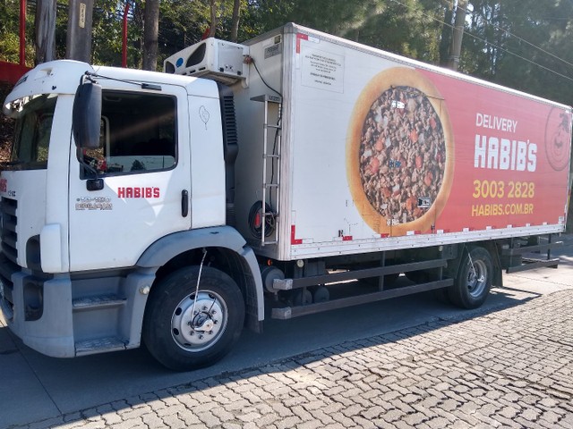 VW CONSTELATION 13-180 BAÚ REFRIGERADO