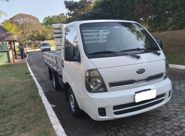 KIA BONGO CARROCERIA MADEIRA 2014