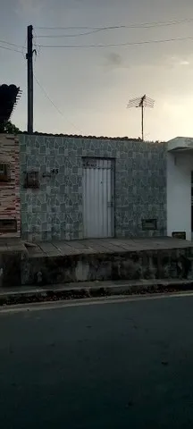 Vendo uma Casa Em Frente ao Aeroclube Santa Lucia
