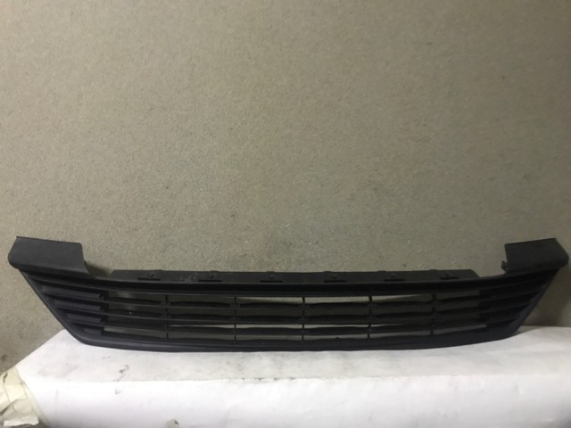 Grade do Toyota Etios (parachoque) - Foto 2