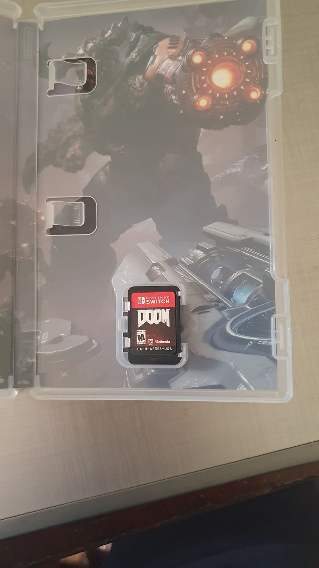 Doom Nintendo Switch Mídia Física - Foto 2