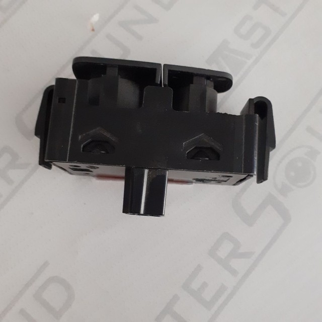 Botão duplo da trava e destrava.  Para: linha Renault. Novo. - Foto 3