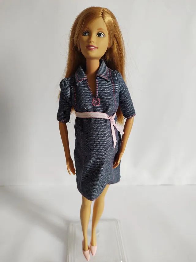 Boneca Barbie grávida de gêmeos
