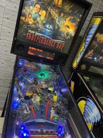 Maquina Pinball Fliperama Independence Day Game Jogo Arcade - Videogames -  São Cristóvão, Rio de Janeiro 1204242345