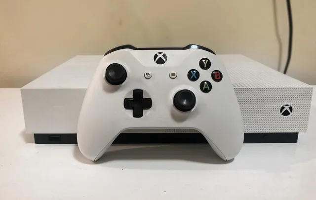 Xbox one s minecraft  +175 anúncios na OLX Brasil