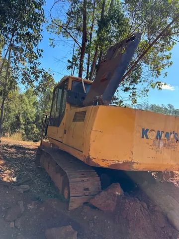 Escavadeira Komatsu PC 150