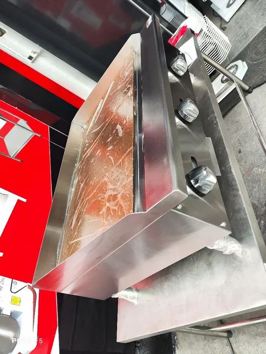 VENDO CHAPA 3 QUEIMADORES PROFISSIONAL ZAHAV INOX NOVA  - Foto 5