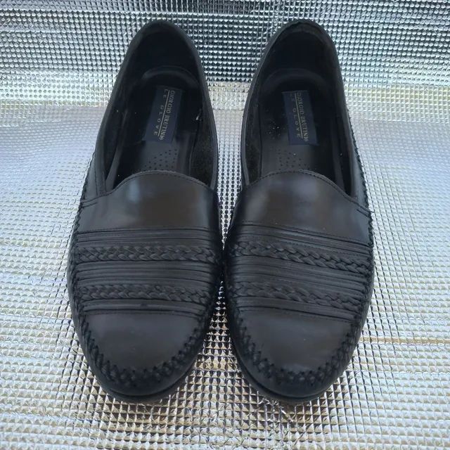 Mocassim masculino tamanho 40 preto todo feito em couro auténtico. - Foto 2