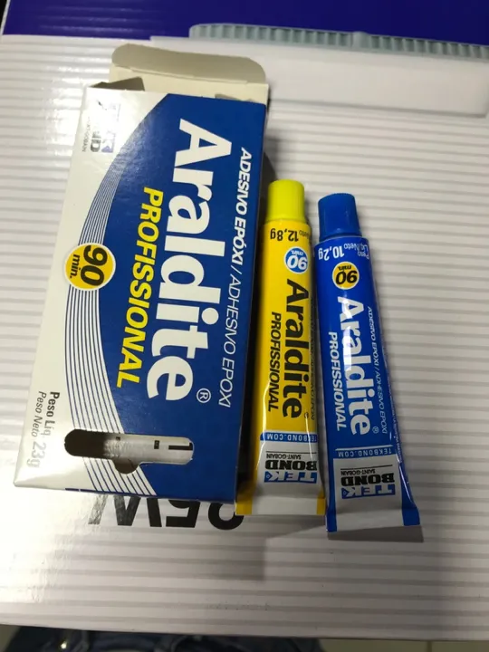 Araldite Profissional - Cola Epóxi de Alta Qualidade
