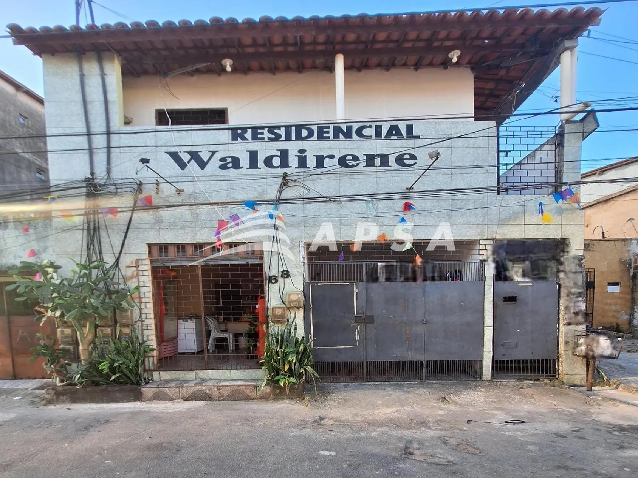 ALUGO QUITINETE ALTOS, COM VAGA DE GARAGEM PARA MOTO, DISPÕE DE SALA, COZINHA AMERICANA, 0