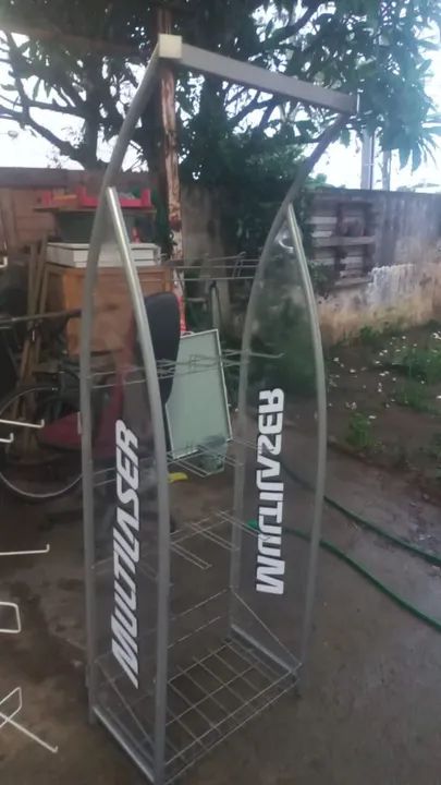 Expositor de produtos Multilaser