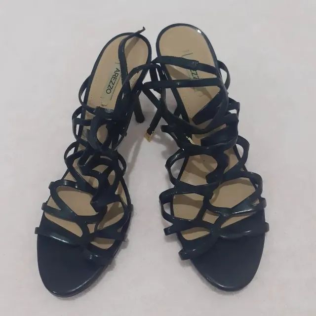 Sandália Preta Trançado Marca Arezzo Número 38