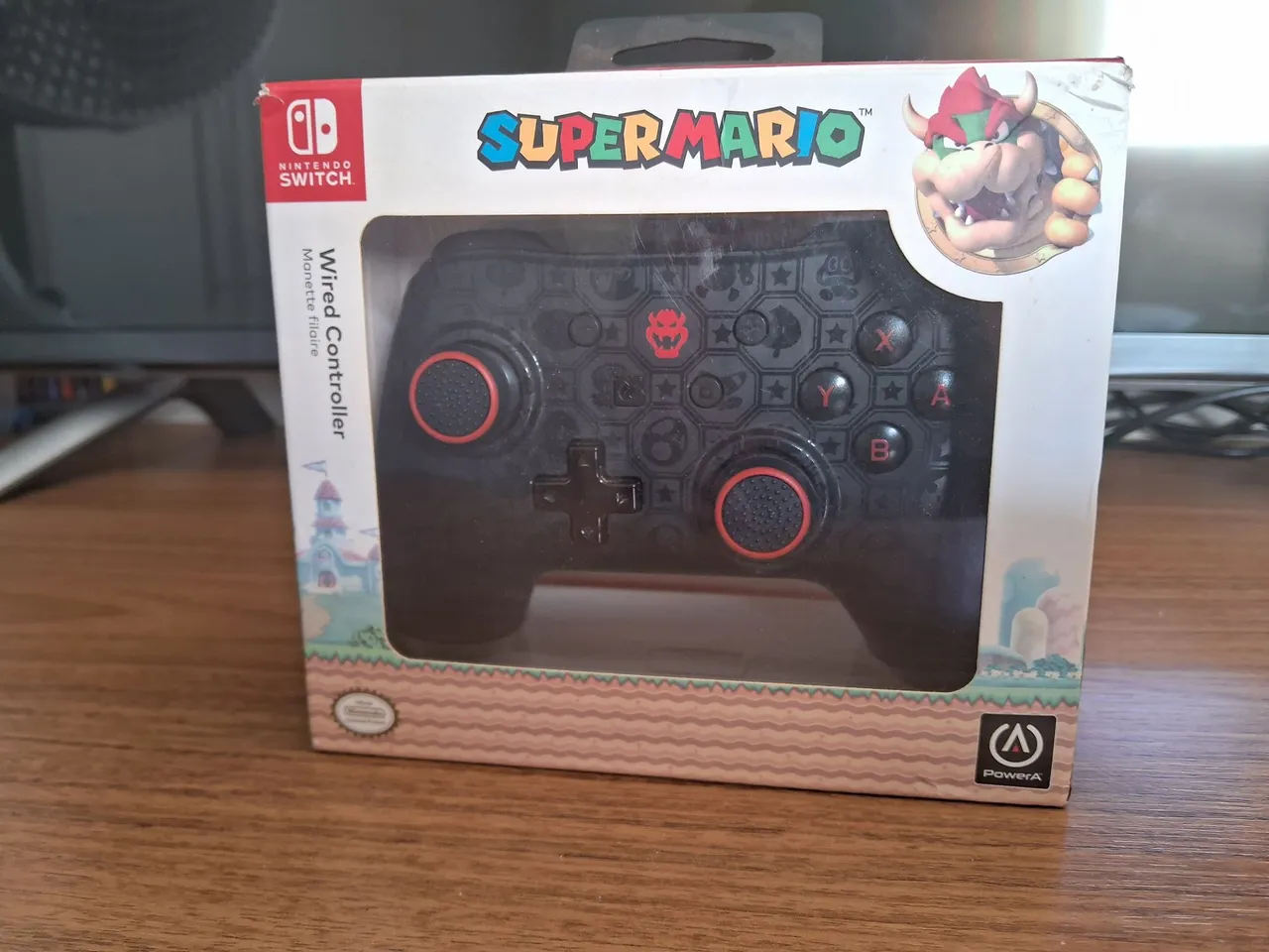 Controle com Fio do Bowser para Nintendo Switch