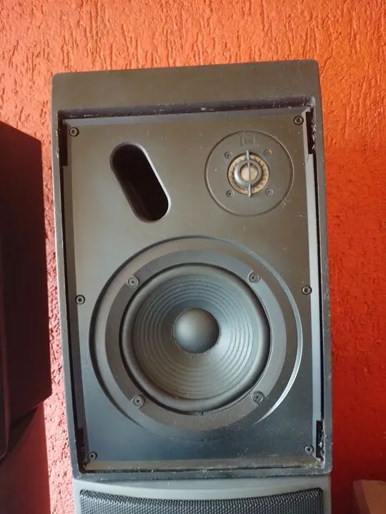 Caixas de Som JBL Usadas - Foto 4