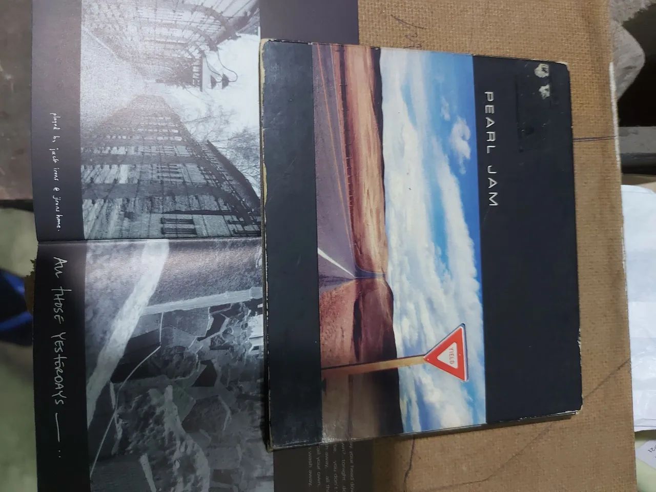 CD Pearl Jam Yeld digipack importado  - Foto 5