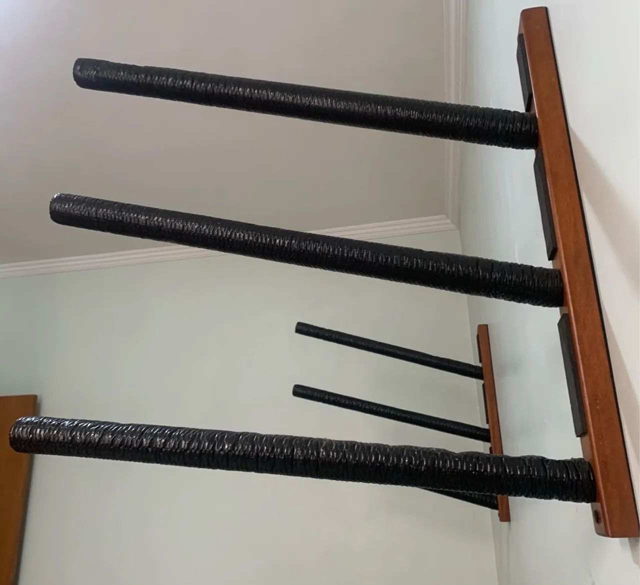Rack de Parede para Pranchas de Surf usado