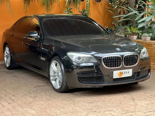 BMW 750i M Sport 2012 V8 Bi-Turbo com 50.000 Km Impecável, financiamos! - Foto 3