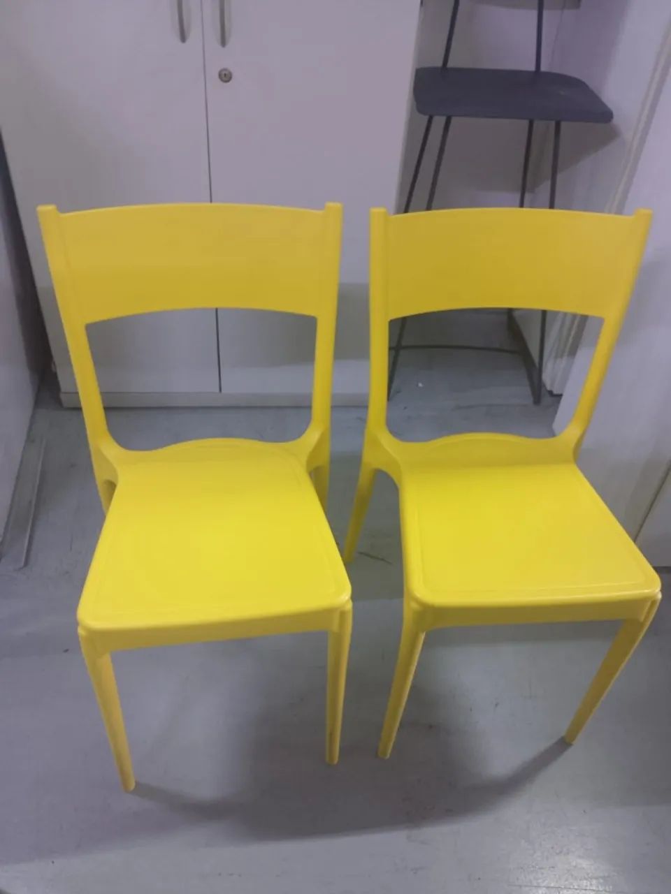 Cadeira de escritório modelo fixo - Ideal para refeitório - Tramontina - Foto 3