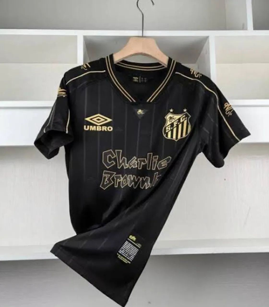 Camisa do Charlie Brown P