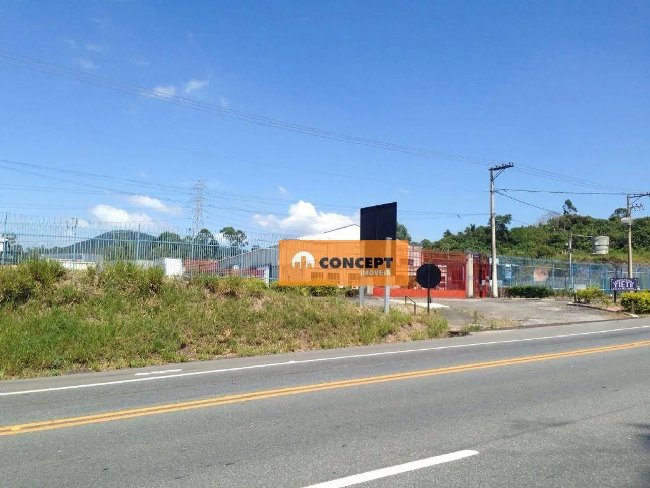 Área comercial para locação, Vila Sol Nascente, Suzano - AR0021.