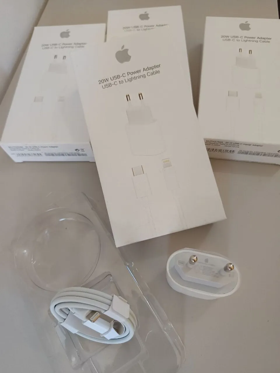 Carregador Apple 20W USB-C e Cabo Lightning entrega rápida