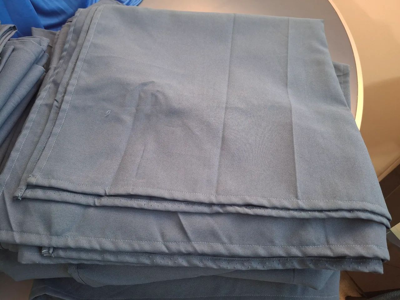 TOALHAS BRANCAS E COBRE MANCHAS AZUL - Foto 2