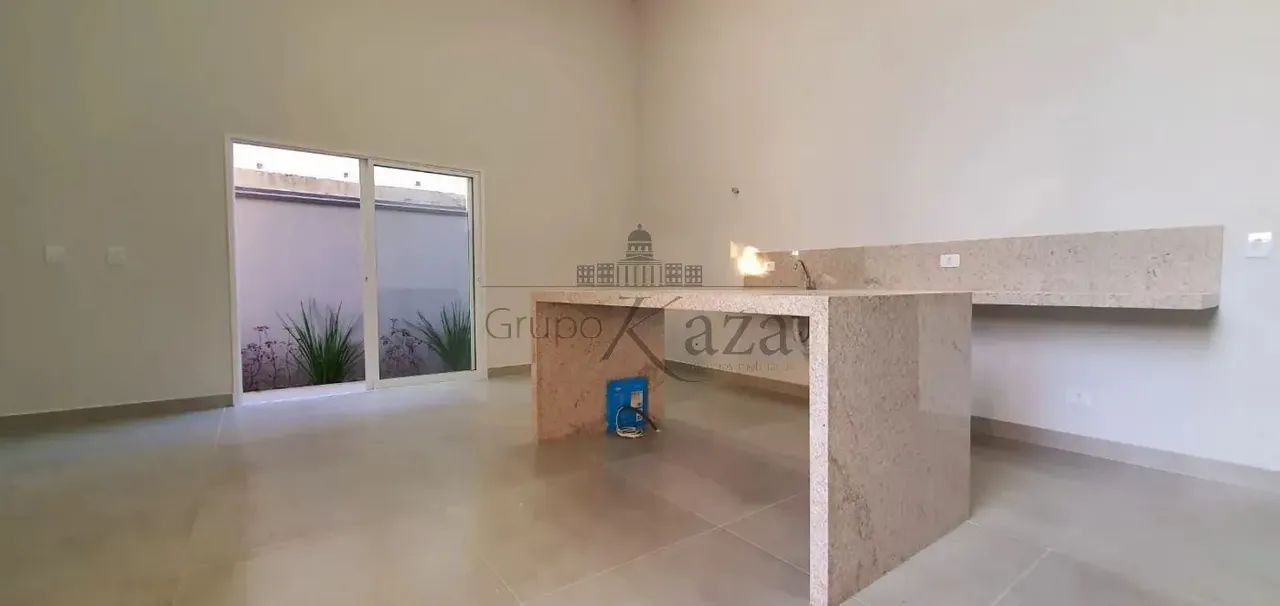 Oportunidade - Casa Padrão - Vista Verde - 3 Dormitórios - 160m². - Foto 4