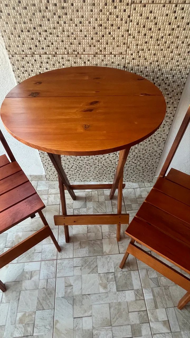 Jogo de Mesa Bistrô  Dobraveis nova  na Caixa