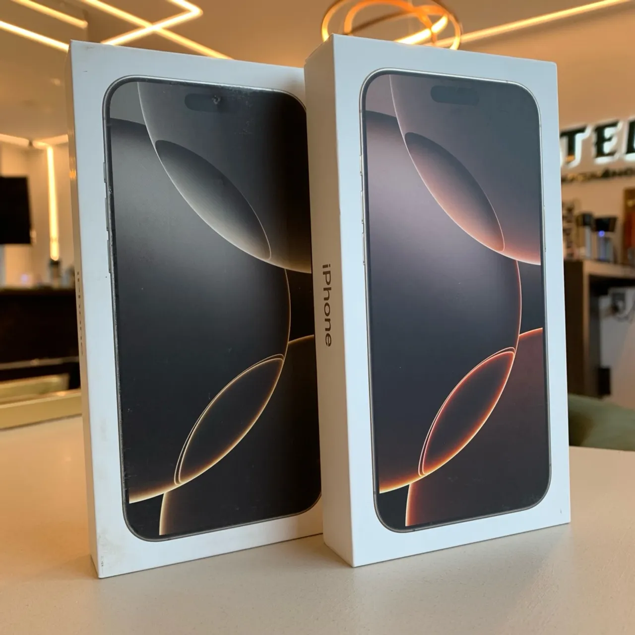 iPhone 16 Pro Max 256Gb Deserto e Natural