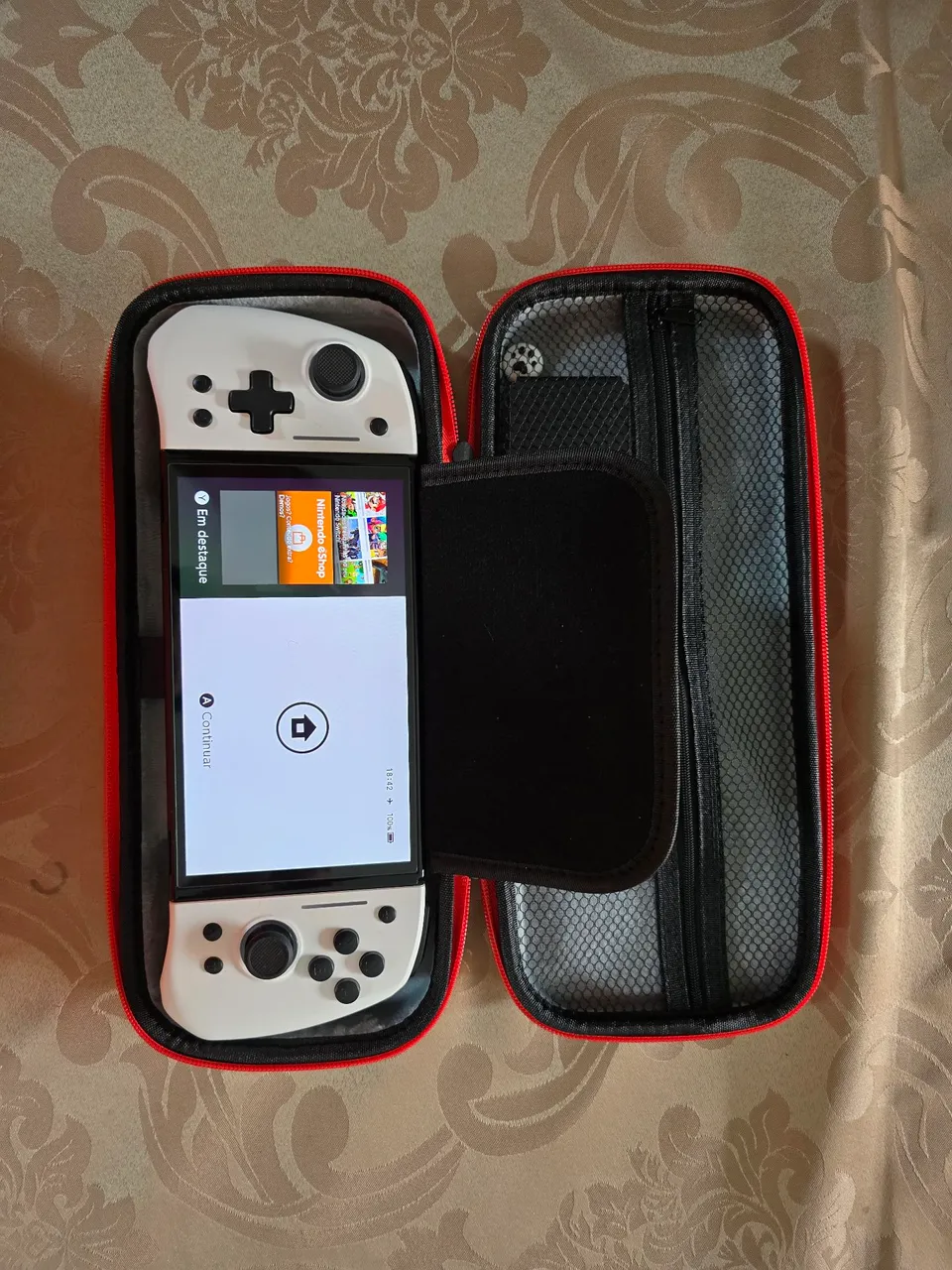 Nintendo Switch Oled destravado com acessórios