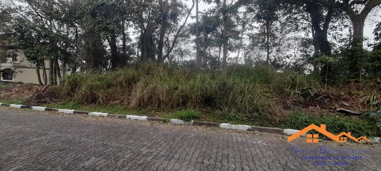 Lote em condominio fechado de aruja