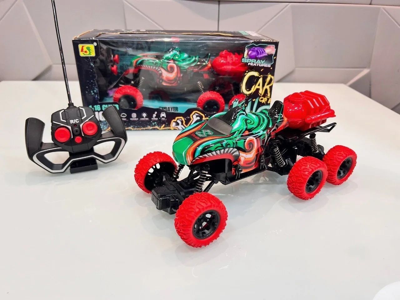 Carrinho Cont. Remoto Bateria 4x4 Off Road Tubarão 6 Rodas