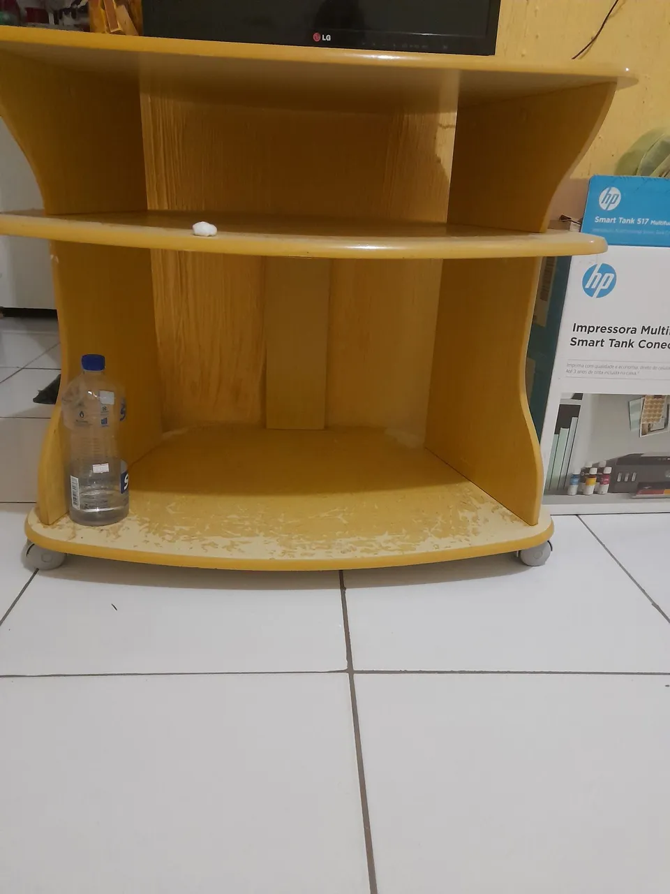 Mesa de TV em ótimo estado!