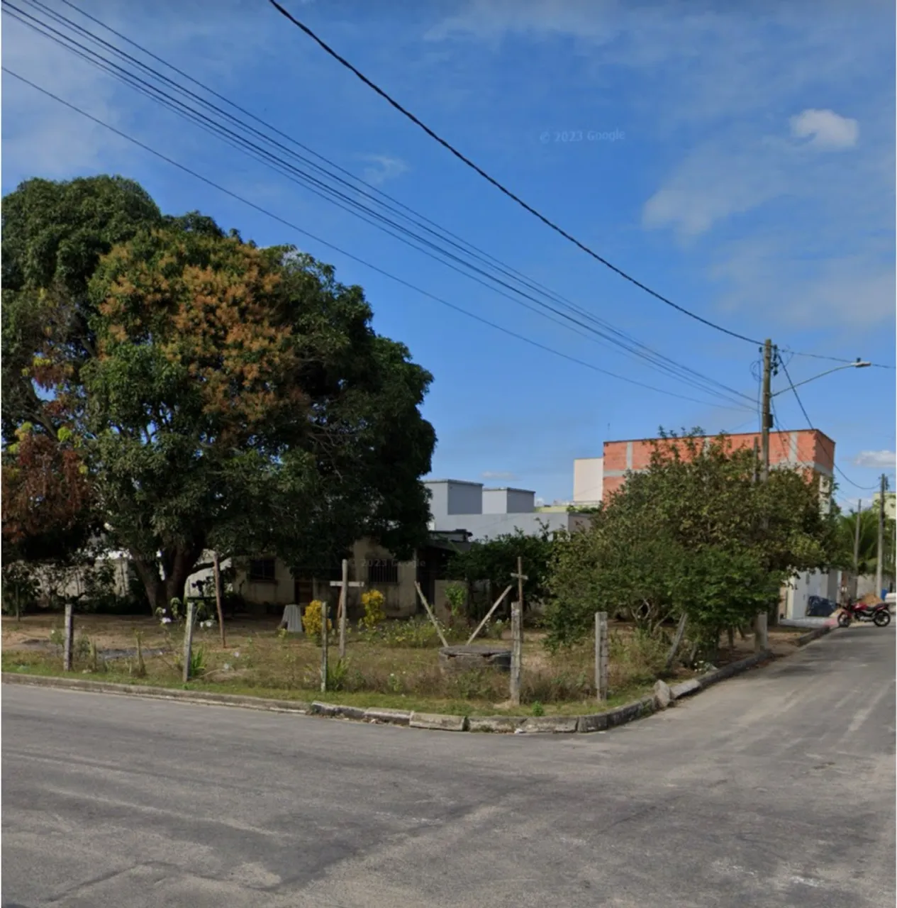 Lote de esquina 435m² no bairro Planalto, Linhares- ES