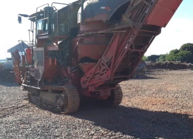 Colhedora de Cana Case A8810 ano 2020 com 12.320 horas, em SP - Foto 4