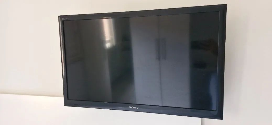 TV Sony Bravia LED 32 polegadas - modelo KDL-32EX555