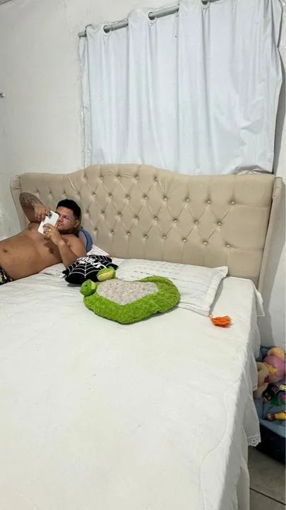 Cabeceira estofada super king