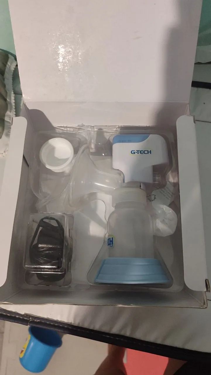 Extrator de Leite Elétrico G-Tech ( bomba extratora tira leite )