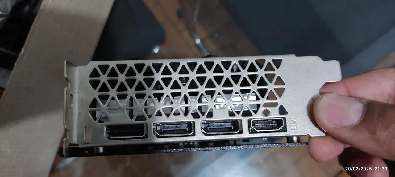 Placa de vídeo RX5500XT 8GB nova - Foto 3