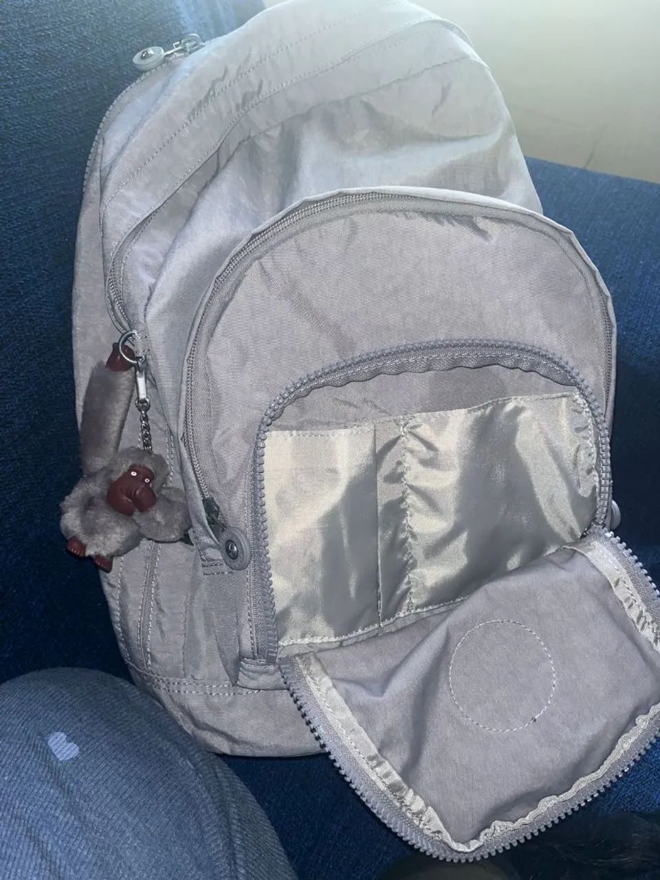 KIPLING HARPER 27L ROXO ACINZENTADO- NOVO - Foto 5