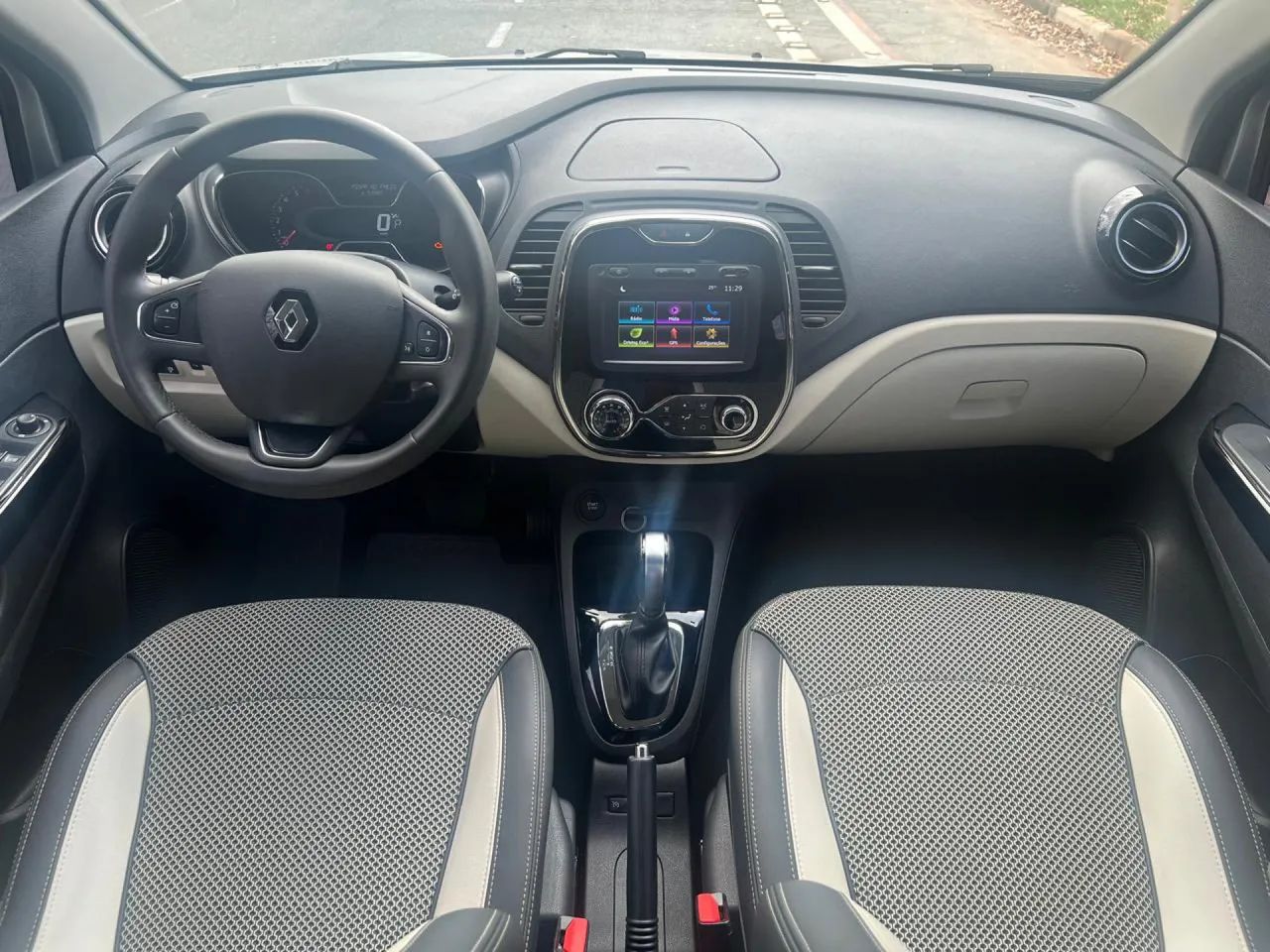 Renault Captur Intense 1.6 16V Flex 5p Aut., foto 6 de 13