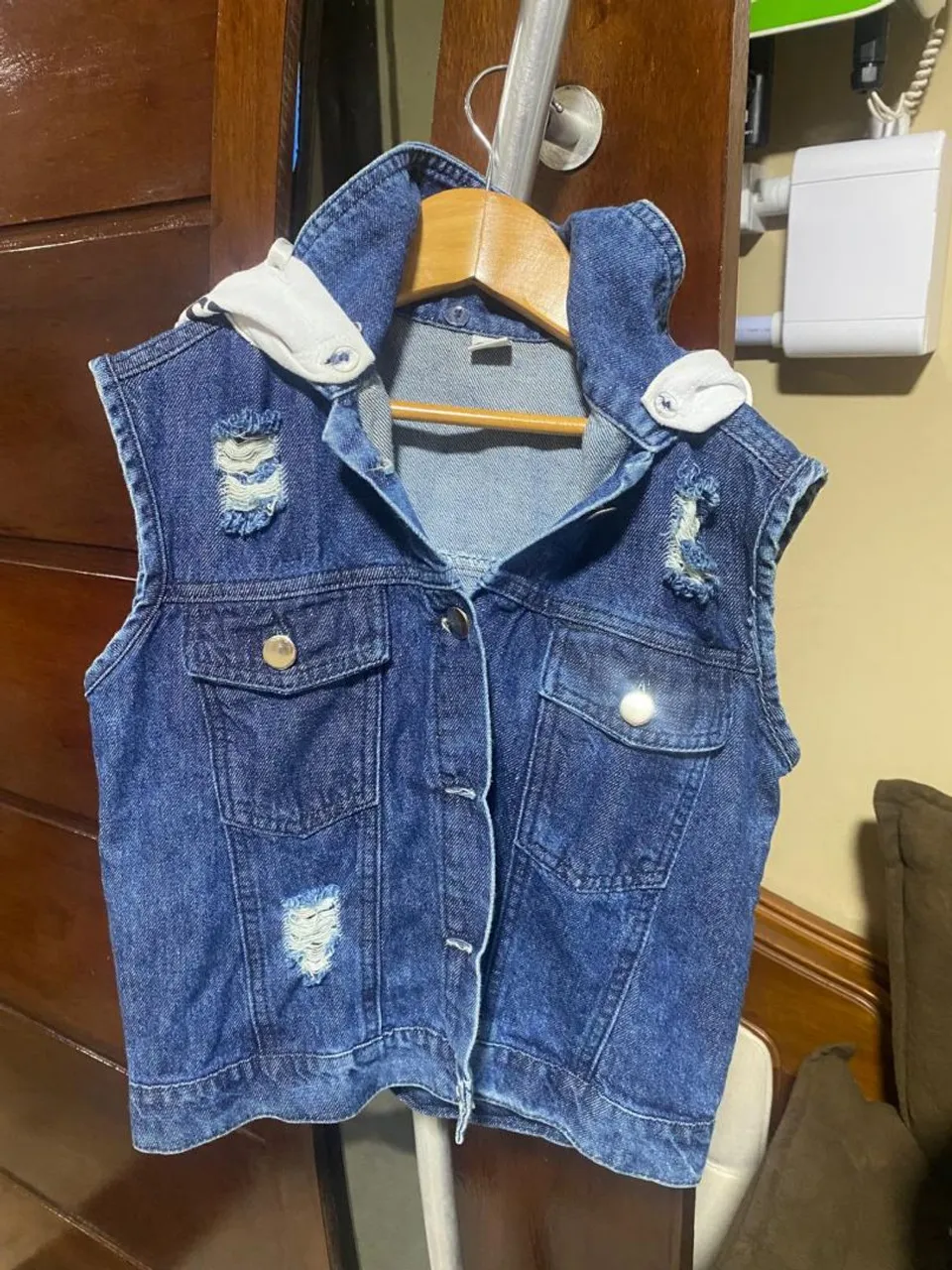 Colete Jeans com Capuz Destroyd