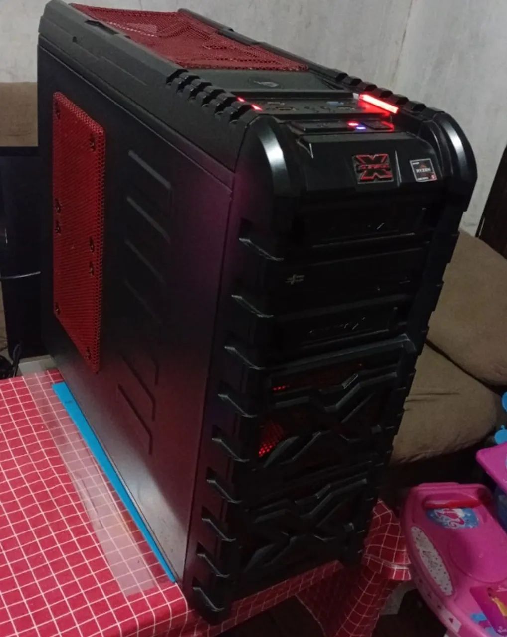 Gabinete com i3 com 4gb de memória, 500gb de armazenamento, windows 10 e Office 2024