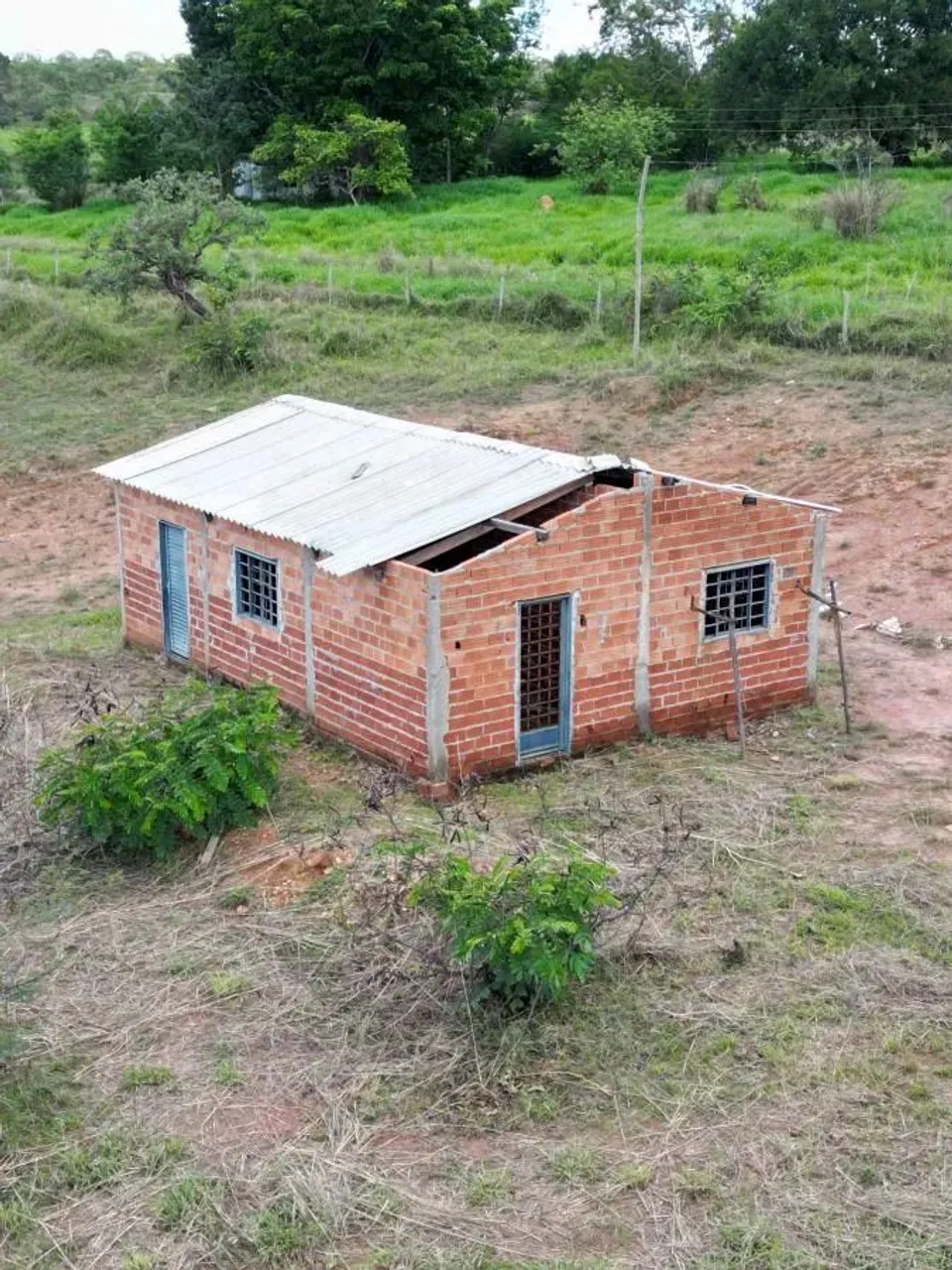 Ágio Chácara à venda, parcelas de R$ 670,00 com casa dentro!