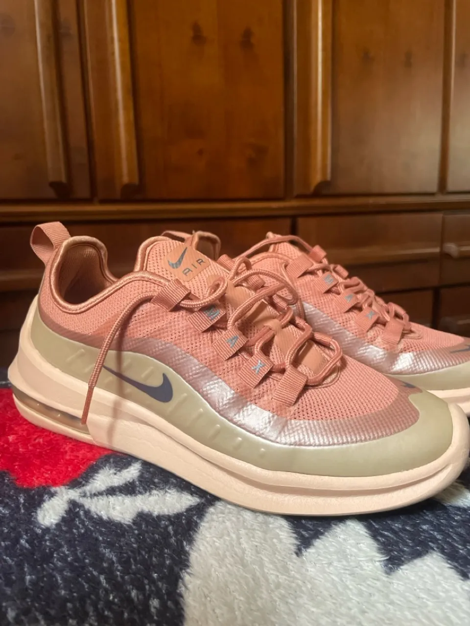 Tênis Nike Air Max Axis Rosa Feminino